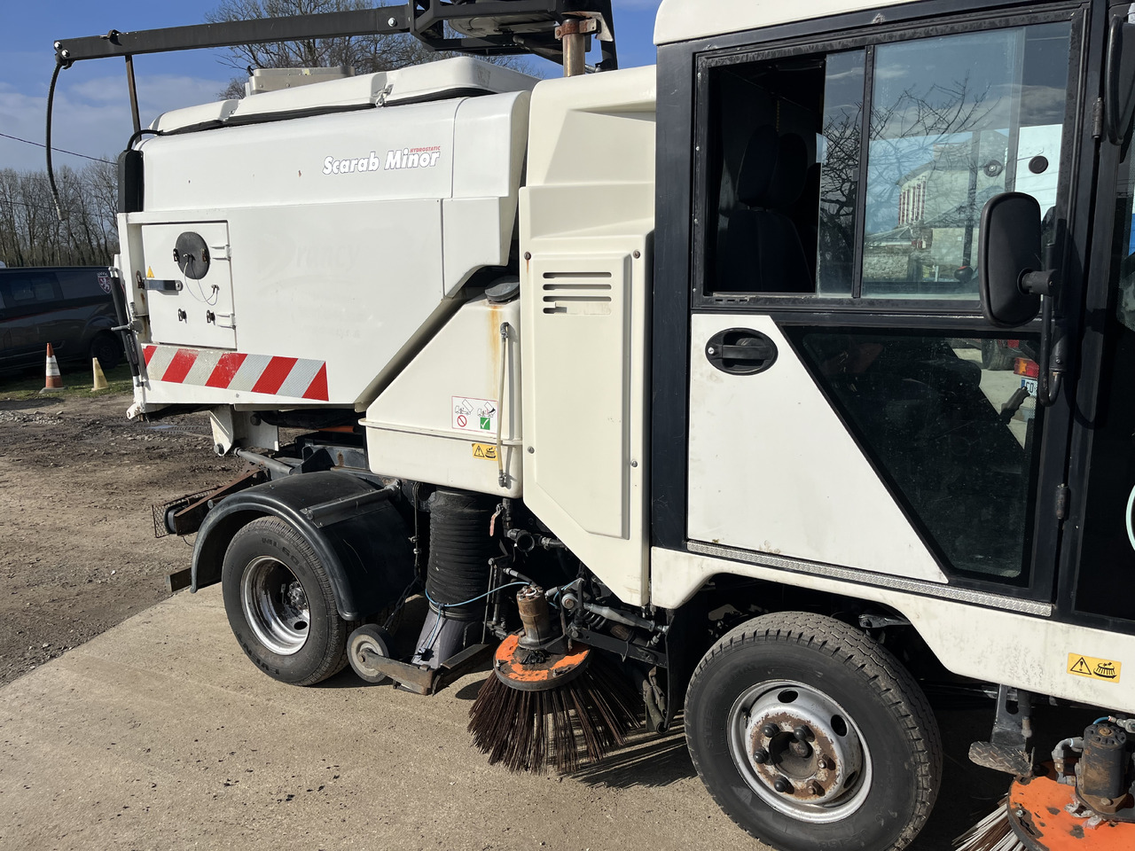SCARAB Minor - Road sweeper: picture 4 SCARAB Minor - Road sweeper: picture 4