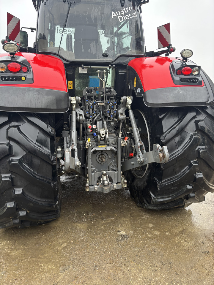 Massey Ferguson 8740S - Farm tractor: picture 4 Massey Ferguson 8740S - Farm tractor: picture 4