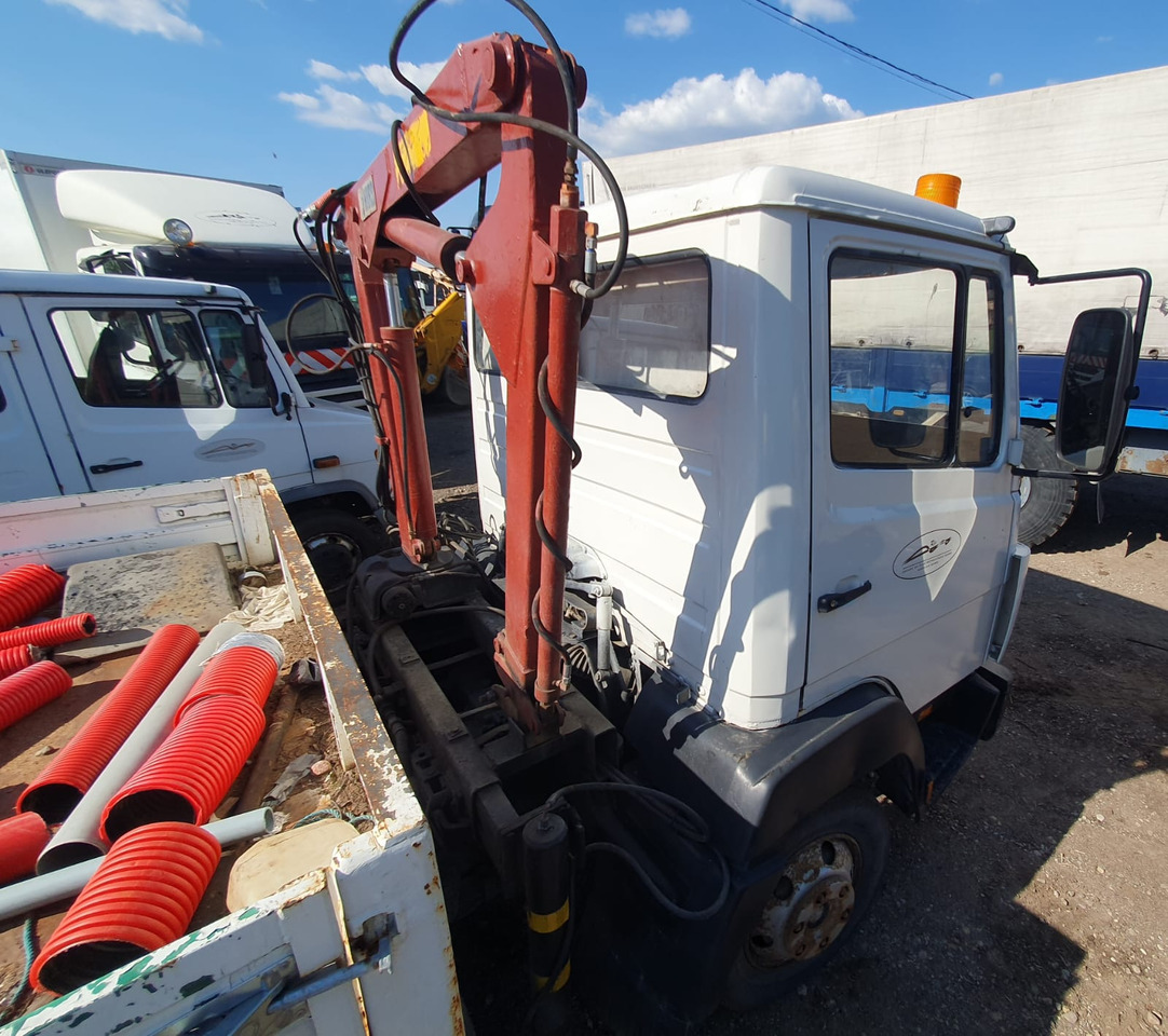 MERCEDES-BENZ Vario 814 - Crane truck: picture 4 MERCEDES-BENZ Vario 814 - Crane truck: picture 4