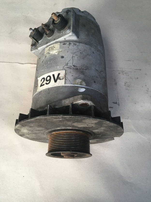 Bosch Bosch Lichtmaschine 180A 28V Bosch 0120689536 Generator Lima 0120689589 - Alternator: picture 1 Bosch Bosch Lichtmaschine 180A 28V Bosch 0120689536 Generator Lima 0120689589 - Alternator: picture 1