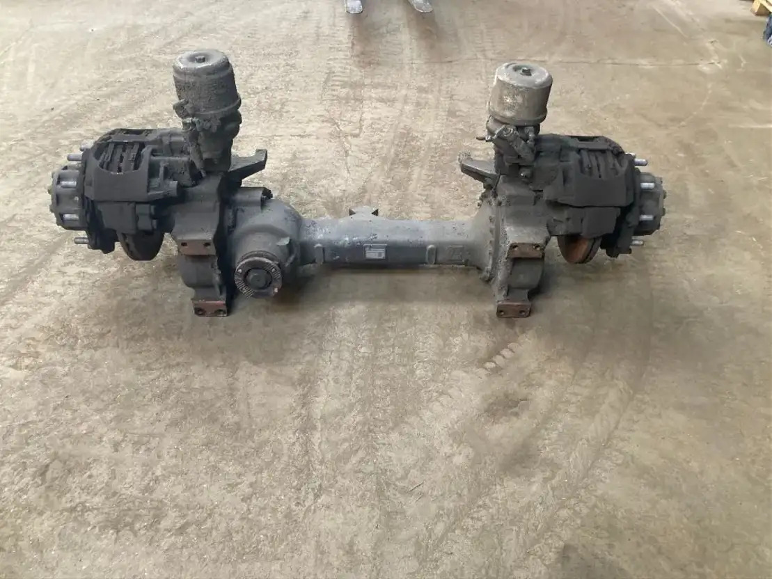 MAN Hinterachse Axis ZF AV132/90 5,74 4472036458 MAN Lions City A21 - Rear axle for Bus: picture 1 MAN Hinterachse Axis ZF AV132/90 5,74 4472036458 MAN Lions City A21 - Rear axle for Bus: picture 1