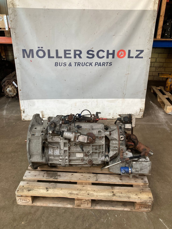 Mercedes-Benz Schaltgetriebe Mercedes GO210-6 GO 210-6 714.140 Setra Retarder - Gearbox and parts for Bus: picture 1 Mercedes-Benz Schaltgetriebe Mercedes GO210-6 GO 210-6 714.140 Setra Retarder - Gearbox and parts for Bus: picture 1