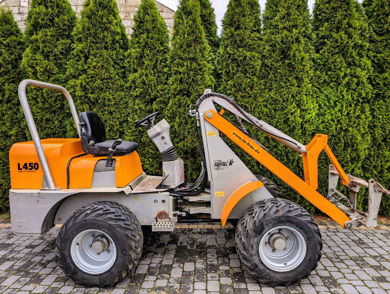 INTRAC L450 - Agricultural machinery: picture 2 INTRAC L450 - Agricultural machinery: picture 2