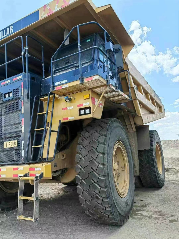 CATERPILLAR 777E - Rigid dumper/ Rock truck: picture 4 CATERPILLAR 777E - Rigid dumper/ Rock truck: picture 4