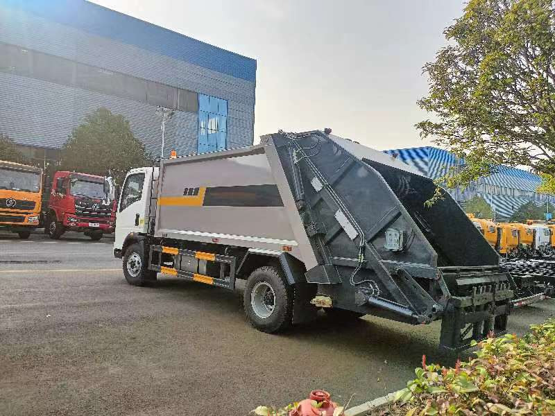 Sinotruk Howo new truck - Garbage truck: picture 2 Sinotruk Howo new truck - Garbage truck: picture 2