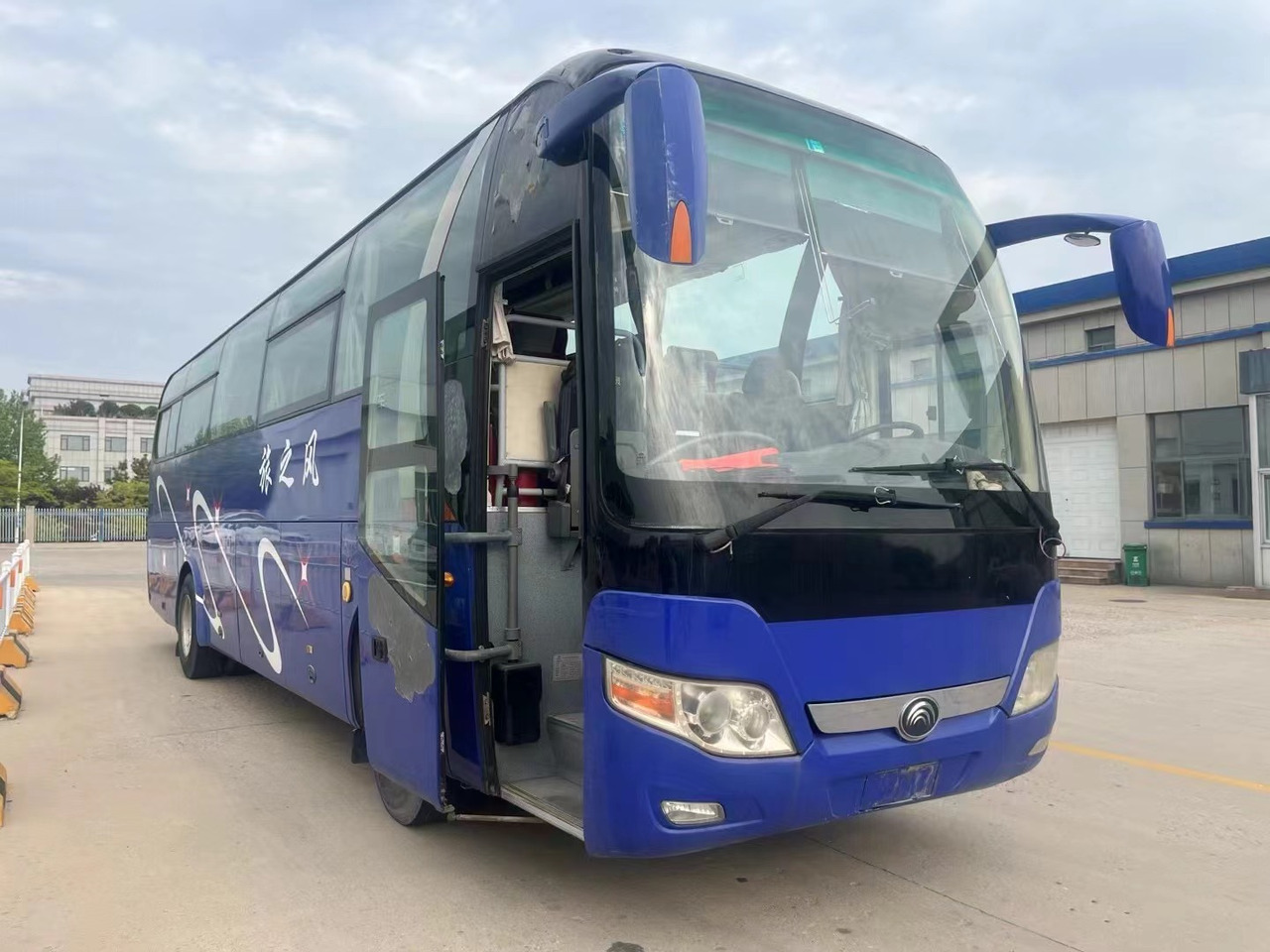 YUTONG ZK6110 - Coach: picture 1 YUTONG ZK6110 - Coach: picture 1