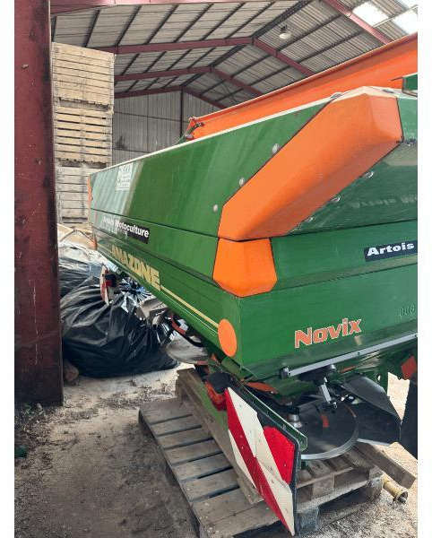 AMAZONE NOVIX - Fertilizer spreader: picture 1 AMAZONE NOVIX - Fertilizer spreader: picture 1
