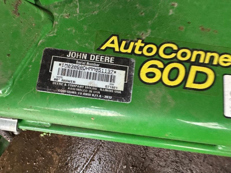 JOHN DEERE 2038R - Farm tractor: picture 3 JOHN DEERE 2038R - Farm tractor: picture 3