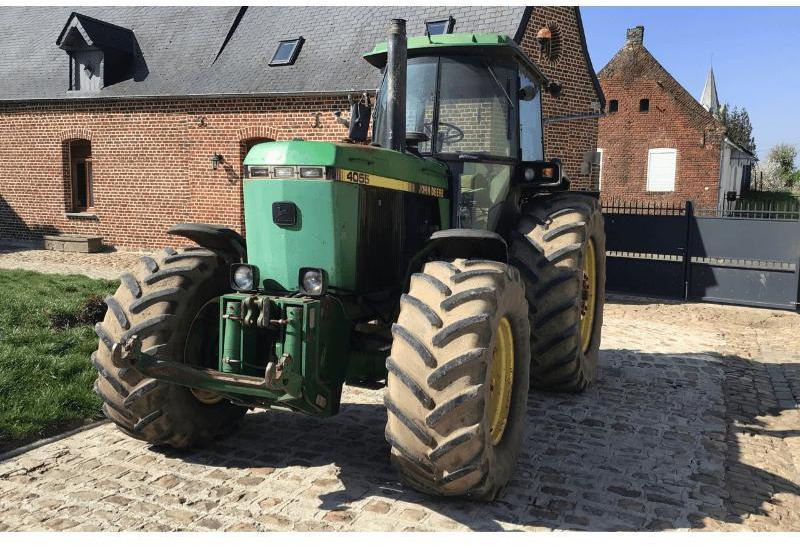 JOHN DEERE 4055 - Farm tractor: picture 1 JOHN DEERE 4055 - Farm tractor: picture 1