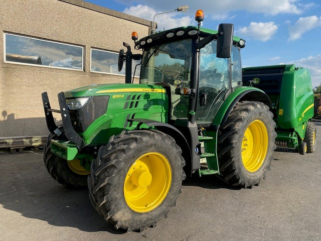 JOHN DEERE 6130R - Farm tractor: picture 1 JOHN DEERE 6130R - Farm tractor: picture 1
