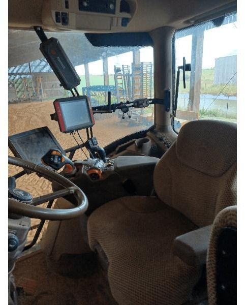 JOHN DEERE 6155R - Farm tractor: picture 5 JOHN DEERE 6155R - Farm tractor: picture 5