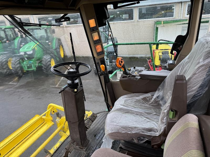 Forage harvester JOHN DEERE 7750 i: picture 8