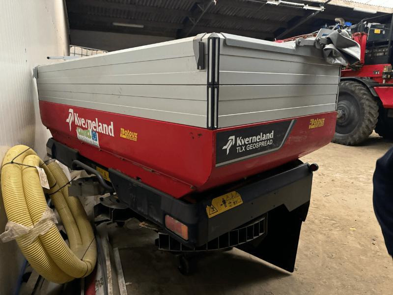 KVERNELAND TLX 3225 GEOSPRE - Fertilizer spreader: picture 4 KVERNELAND TLX 3225 GEOSPRE - Fertilizer spreader: picture 4
