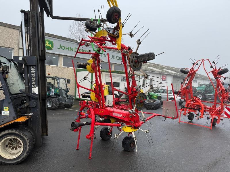 POTTINGER HIT 881 - Tedder/ Rake: picture 1 POTTINGER HIT 881 - Tedder/ Rake: picture 1