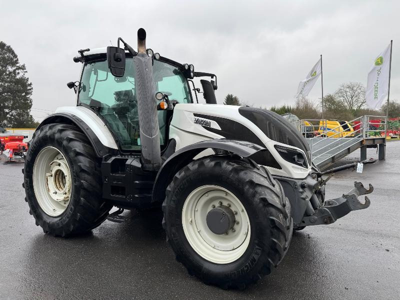 VALTRA T214 DIRECT - Farm tractor: picture 4 VALTRA T214 DIRECT - Farm tractor: picture 4