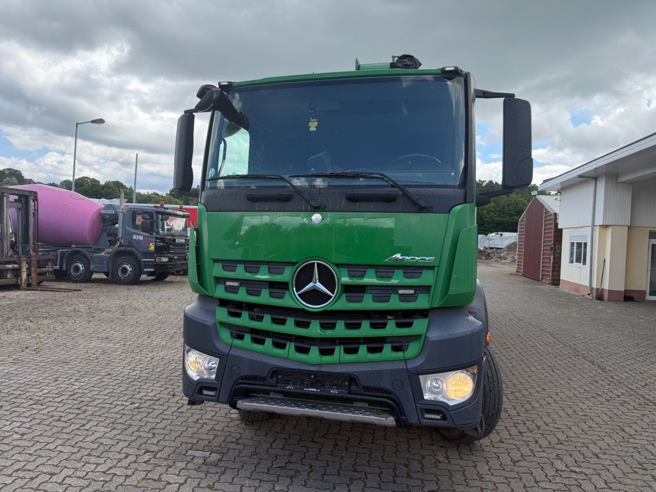 Mercedes-Benz Mercedes 32.40 CIFA K 42 L Betonpumpe - Concrete pump truck: picture 3 Mercedes-Benz Mercedes 32.40 CIFA K 42 L Betonpumpe - Concrete pump truck: picture 3