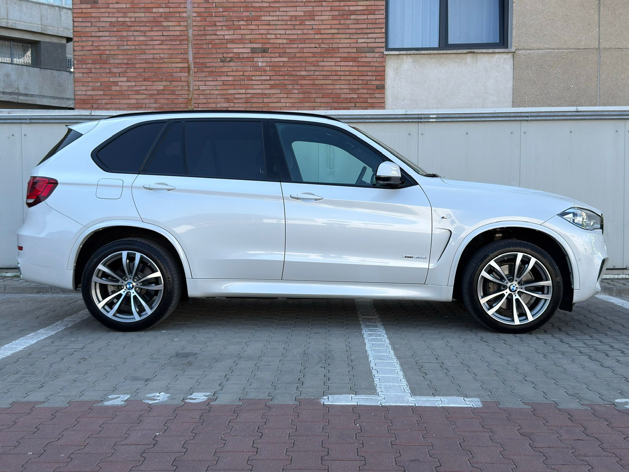 BMW X5 4.0 XDRIVE M PAKET - SUV: picture 5 BMW X5 4.0 XDRIVE M PAKET - SUV: picture 5