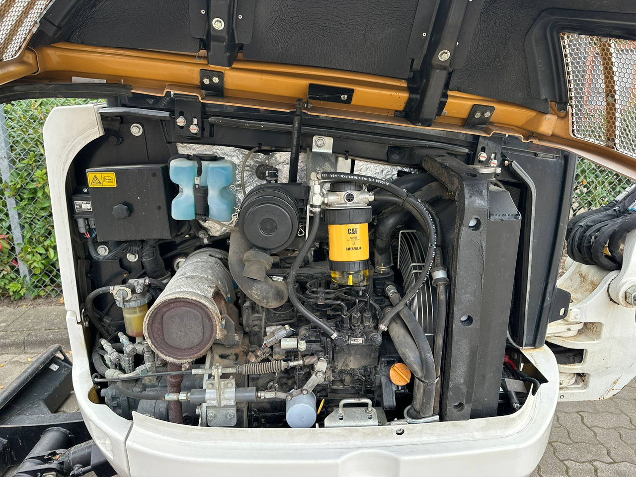 CAT 302.7 DCR Mini excavator, 2 Buckets, TOP !!! on lease CAT 302.7 DCR Mini excavator, 2 Buckets, TOP !!!: picture 9 CAT 302.7 DCR Mini excavator, 2 Buckets, TOP !!! on lease CAT 302.7 DCR Mini excavator, 2 Buckets, TOP !!!: picture 9