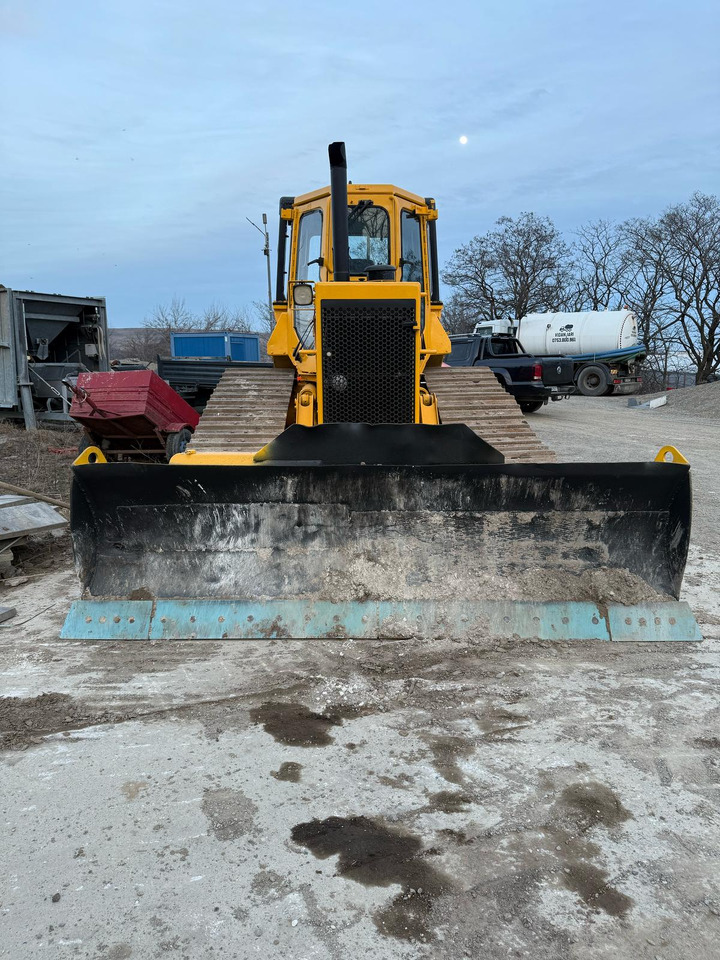 CATERPILLAR D4H BULLDOZER - Bulldozer: picture 2 CATERPILLAR D4H BULLDOZER - Bulldozer: picture 2