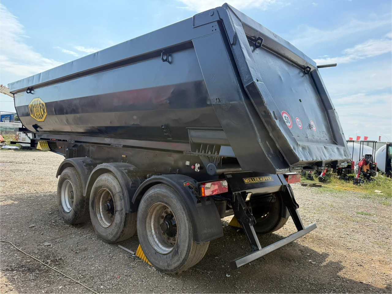 MEILLER TIPPER SEMI-TRAILER - Tipper semi-trailer: picture 1 MEILLER TIPPER SEMI-TRAILER - Tipper semi-trailer: picture 1
