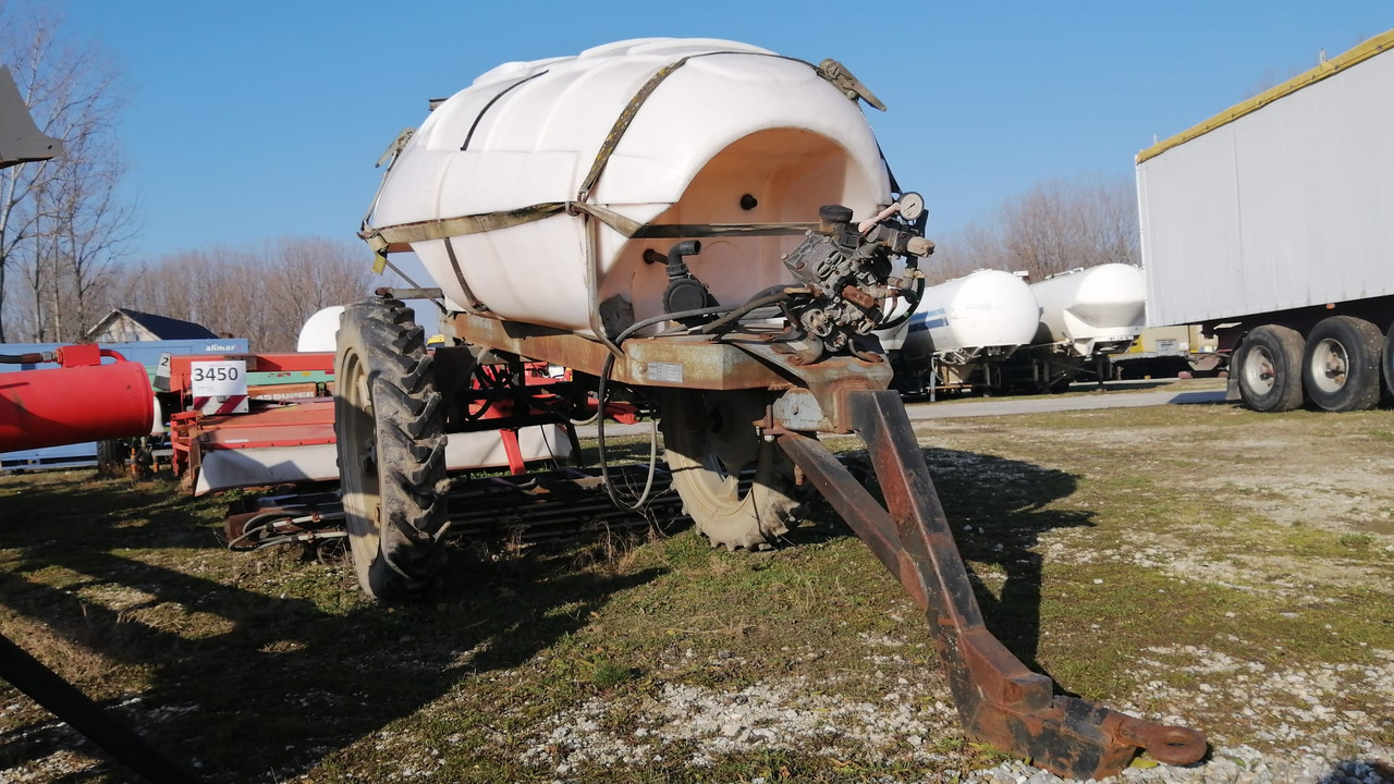 MET Wirax Sprayer 2000 - Trailed sprayer: picture 2 MET Wirax Sprayer 2000 - Trailed sprayer: picture 2