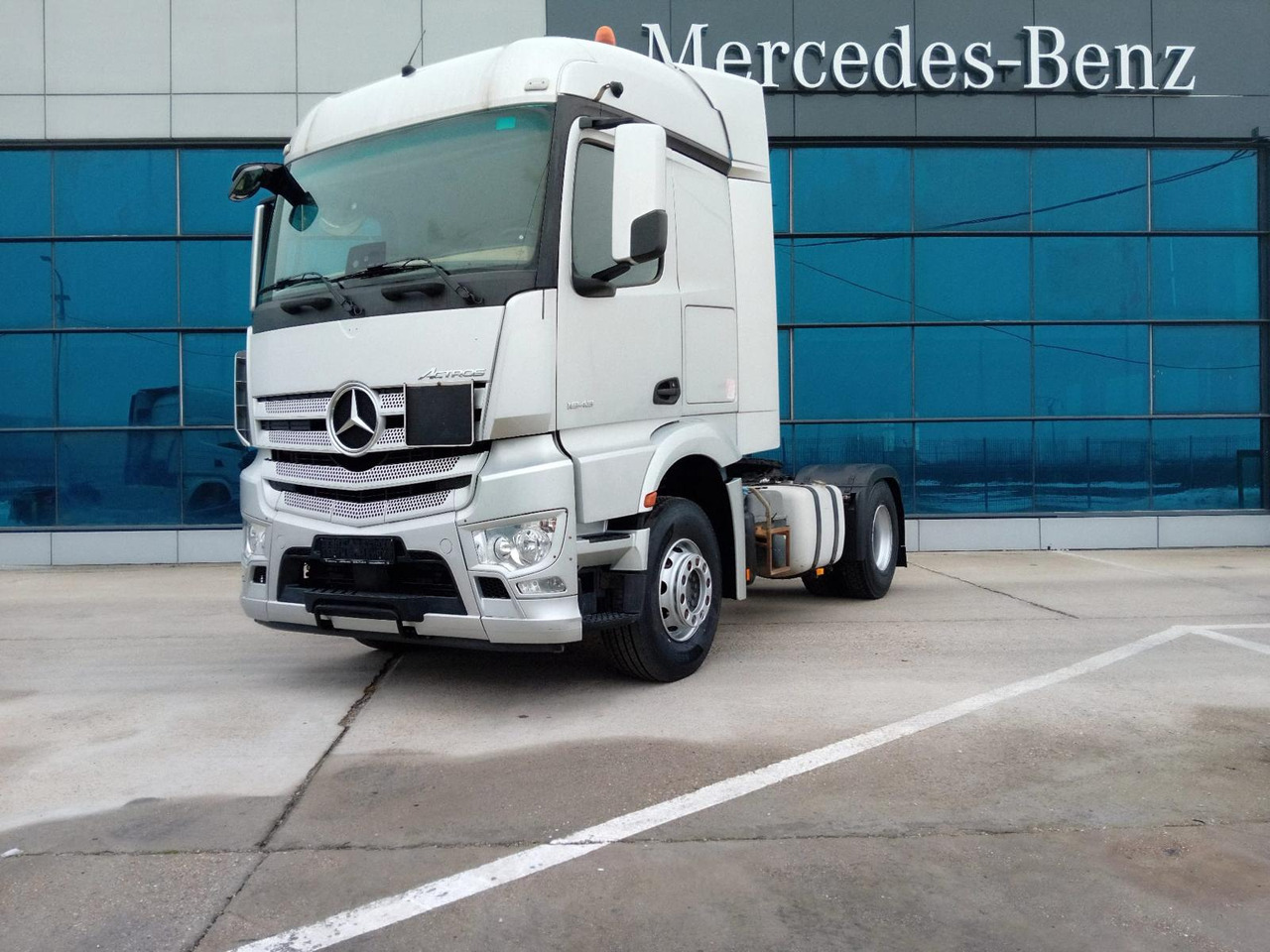 Mercedes-Benz Actros 1843 LS Full ADR , TOP !!! - Tractor unit: picture 1 Mercedes-Benz Actros 1843 LS Full ADR , TOP !!! - Tractor unit: picture 1