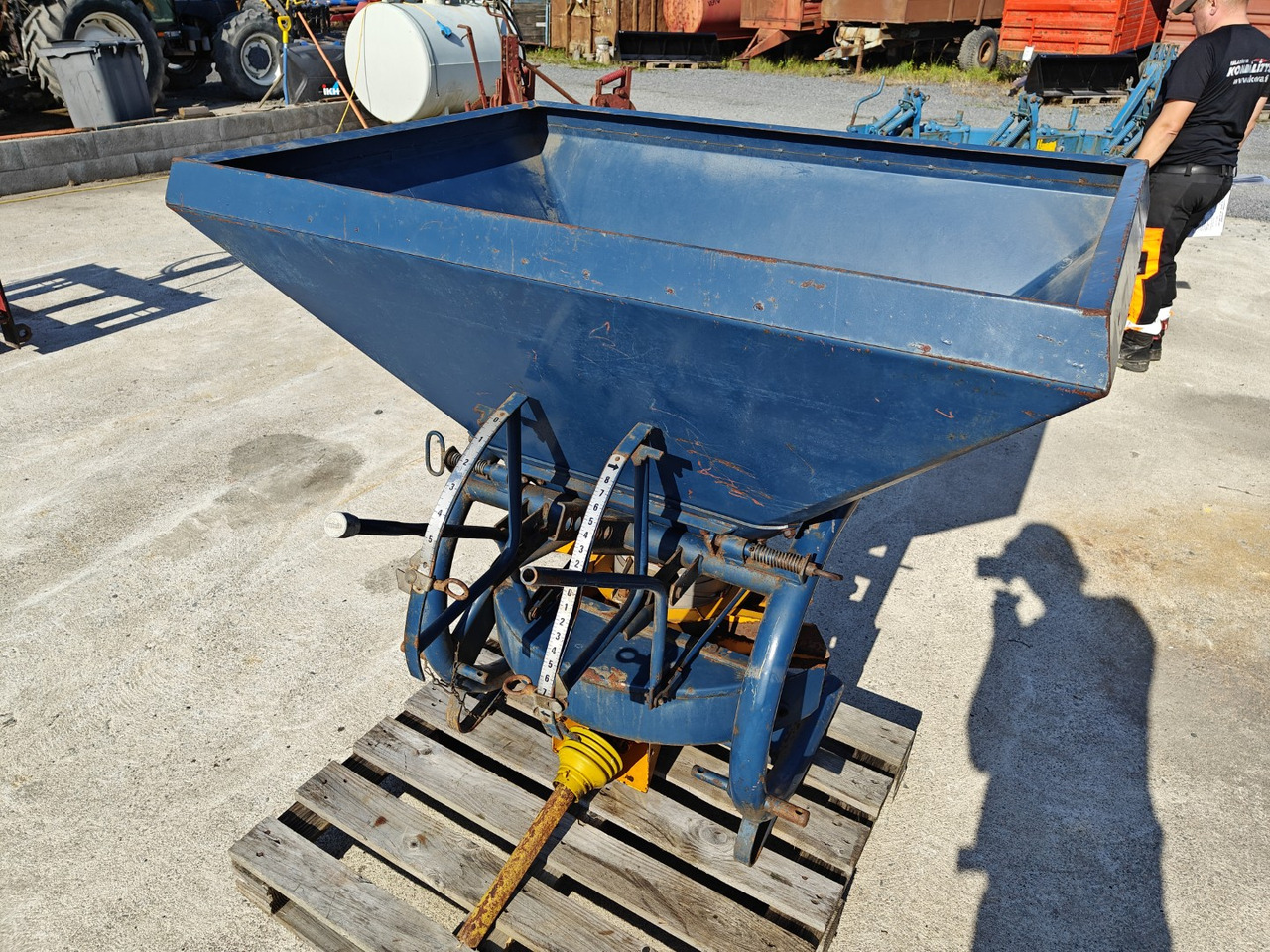 BOGBALLE B500 - Fertilizer spreader: picture 3 BOGBALLE B500 - Fertilizer spreader: picture 3