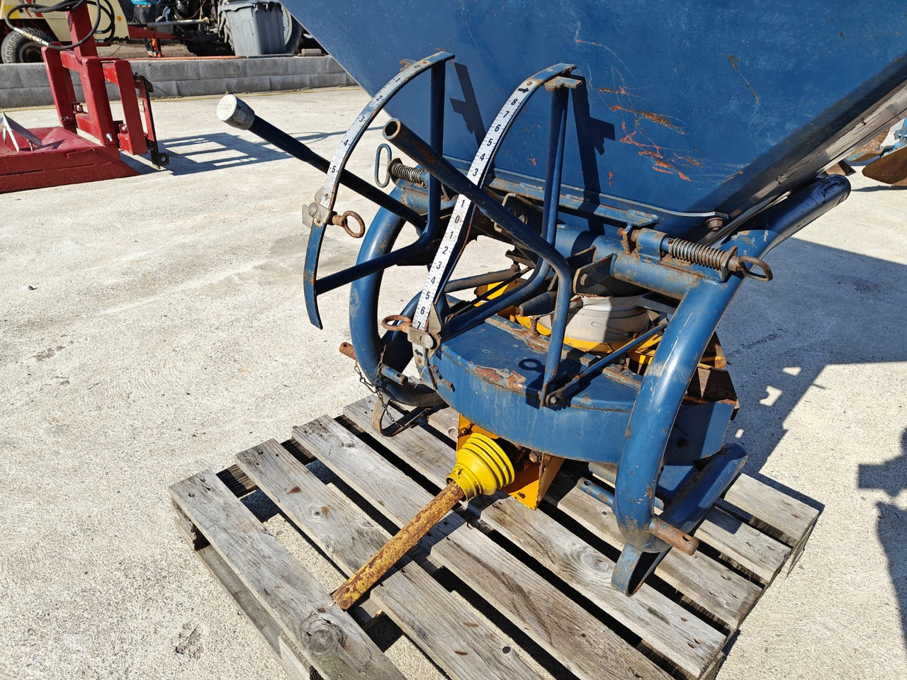 BOGBALLE B500 - Fertilizer spreader: picture 5 BOGBALLE B500 - Fertilizer spreader: picture 5