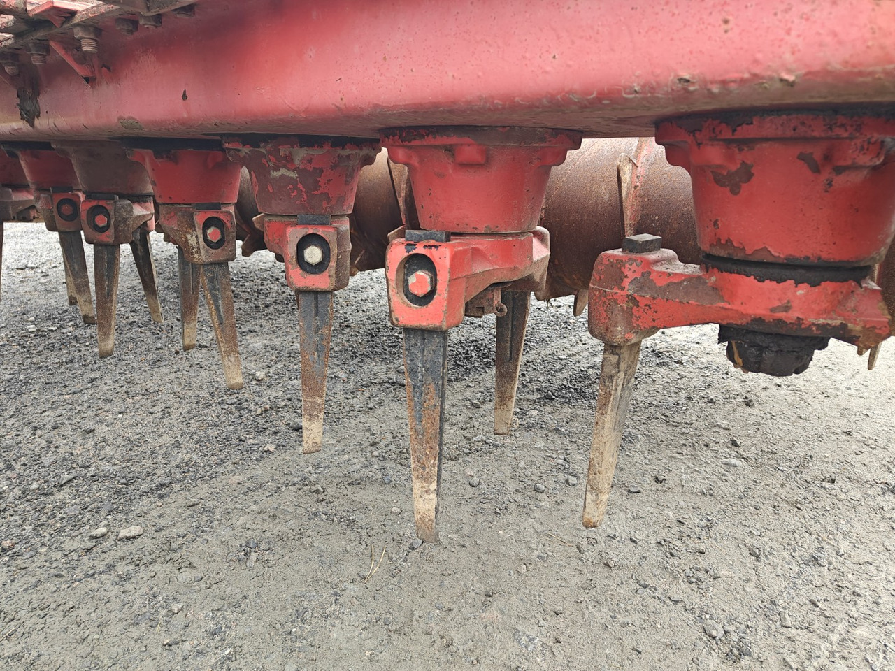 Power harrow Belarus 280cm vaakatasojyrsin haineväpakkerilla, katso video!: picture 6 Power harrow Belarus 280cm vaakatasojyrsin haineväpakkerilla, katso video!: picture 6