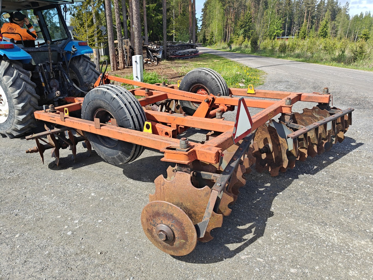 Belarus hinattava 300cm Katso video! - Disc harrow: picture 2 Belarus hinattava 300cm Katso video! - Disc harrow: picture 2