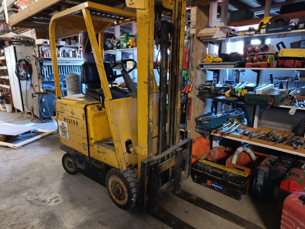 Hyster Electric 30 sähkötrukki - Electric forklift: picture 1 Hyster Electric 30 sähkötrukki - Electric forklift: picture 1