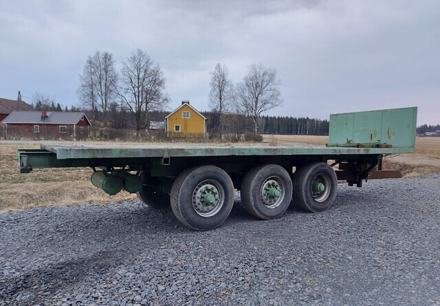 Jalkalavakärry 3-akselinen ilma-alustainen. - Dropside/ Flatbed trailer: picture 2 Jalkalavakärry 3-akselinen ilma-alustainen. - Dropside/ Flatbed trailer: picture 2