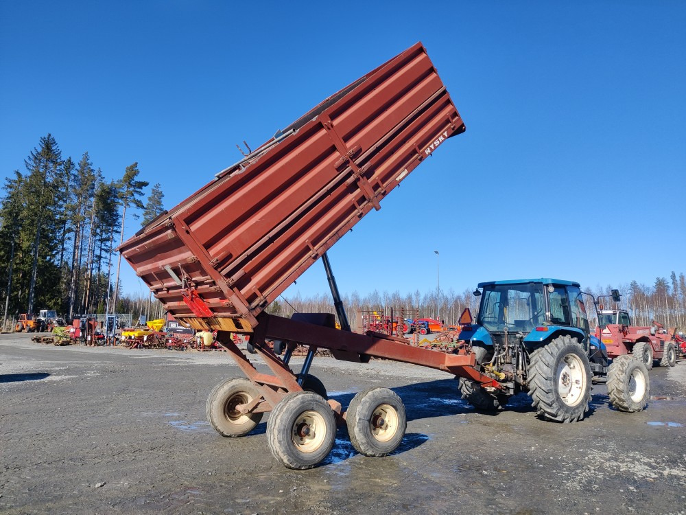 Rysky telikippikärry täyttövaunuvarustuksella - Farm tipping trailer/ Dumper: picture 1 Rysky telikippikärry täyttövaunuvarustuksella - Farm tipping trailer/ Dumper: picture 1