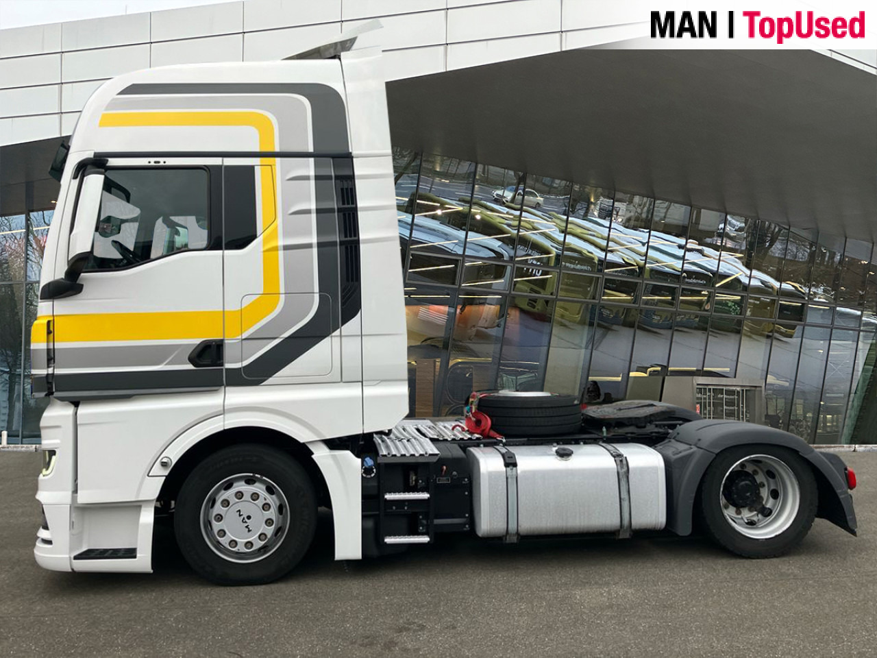 MAN TGX 18.470 4x2 LL SA Ultra *MM889352 Retarder ZV - Tractor unit: picture 2 MAN TGX 18.470 4x2 LL SA Ultra *MM889352 Retarder ZV - Tractor unit: picture 2