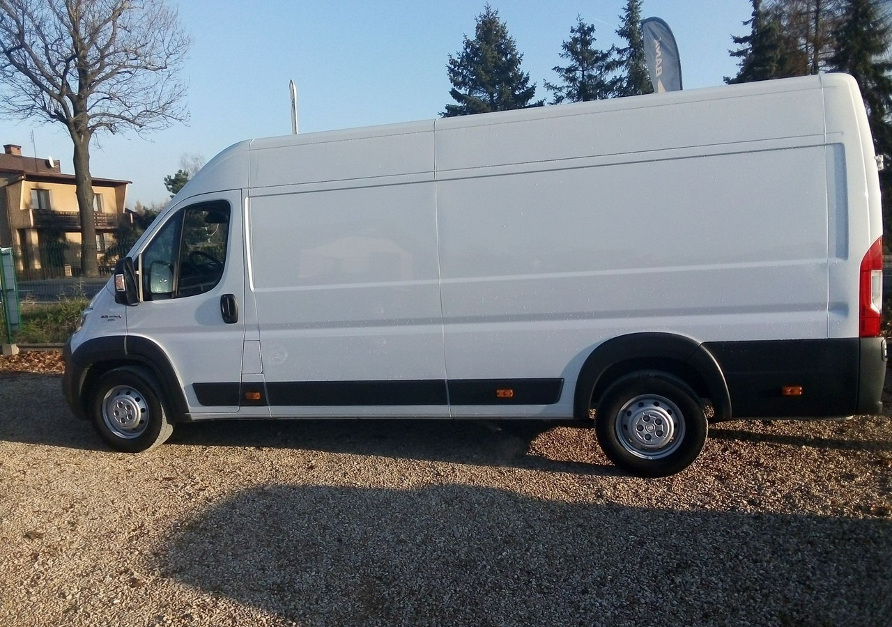 Fiat Ducato krajowy*jeden właściciel*klimatronic *kamera *fv 23%*driving advisor - Panel van: picture 4 Fiat Ducato krajowy*jeden właściciel*klimatronic *kamera *fv 23%*driving advisor - Panel van: picture 4