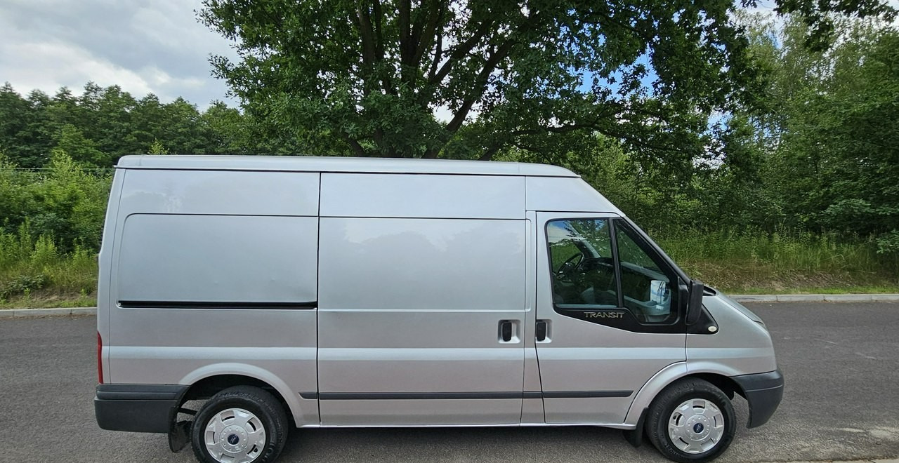 Ford Transit krajowy*klima*tempomat - Panel van: picture 4 Ford Transit krajowy*klima*tempomat - Panel van: picture 4