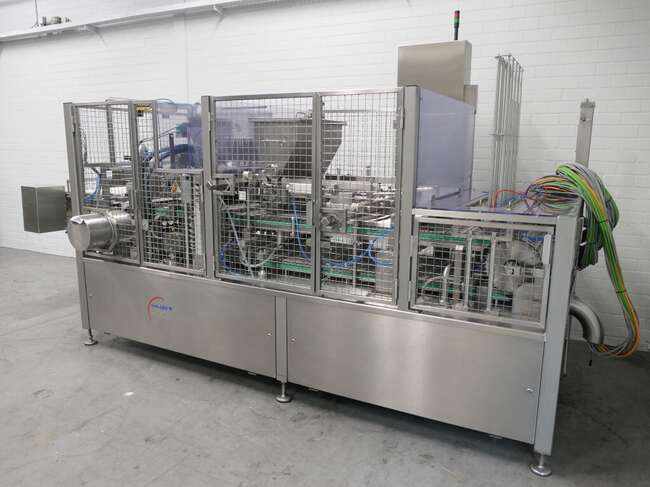 Grunwald filling- & closing machine Foodliner 12000/8 - Food processing equipment: picture 2 Grunwald filling- & closing machine Foodliner 12000/8 - Food processing equipment: picture 2
