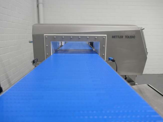 Mettler Toledo metal detector Profile - Food processing equipment: picture 5 Mettler Toledo metal detector Profile - Food processing equipment: picture 5