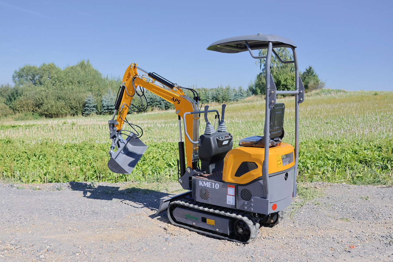 APS KME10 - Mini excavator: picture 2 APS KME10 - Mini excavator: picture 2