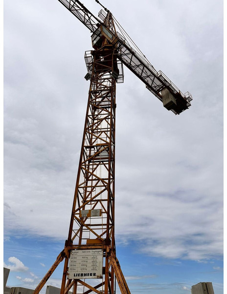 Liebherr 140EC-H10, 1993yom, 60jib, 23,5m huh - Tower crane: picture 4 Liebherr 140EC-H10, 1993yom, 60jib, 23,5m huh - Tower crane: picture 4