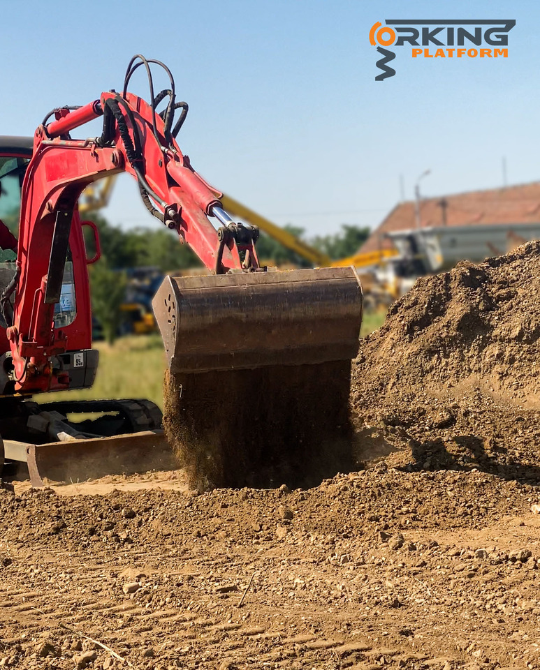 JCB - Mini excavator: picture 2 JCB - Mini excavator: picture 2