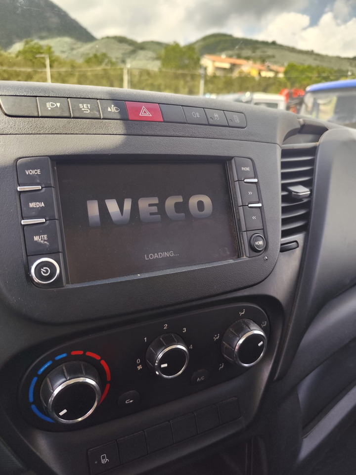 IVECO DAILY 35-130 - Tipper van: picture 5 IVECO DAILY 35-130 - Tipper van: picture 5