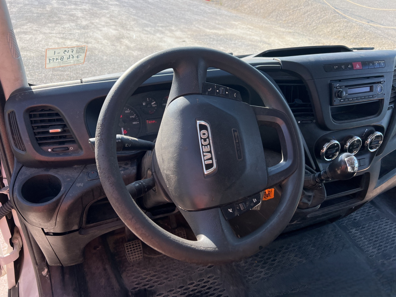 Tipper van IVECO DAILY 35-140: picture 9