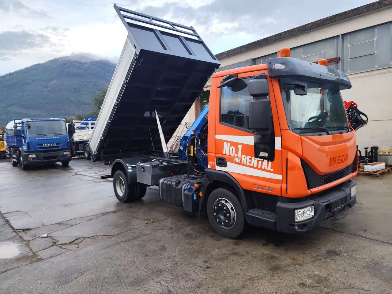 Crane truck, Tipper IVECO EUROCARGO 120-90L: picture 7 Crane truck, Tipper IVECO EUROCARGO 120-90L: picture 7
