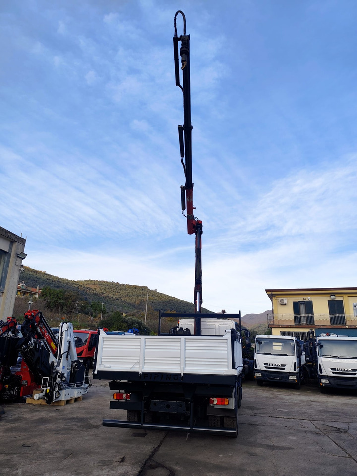 IVECO EUROCARGO 140-250 - Crane truck: picture 4 IVECO EUROCARGO 140-250 - Crane truck: picture 4