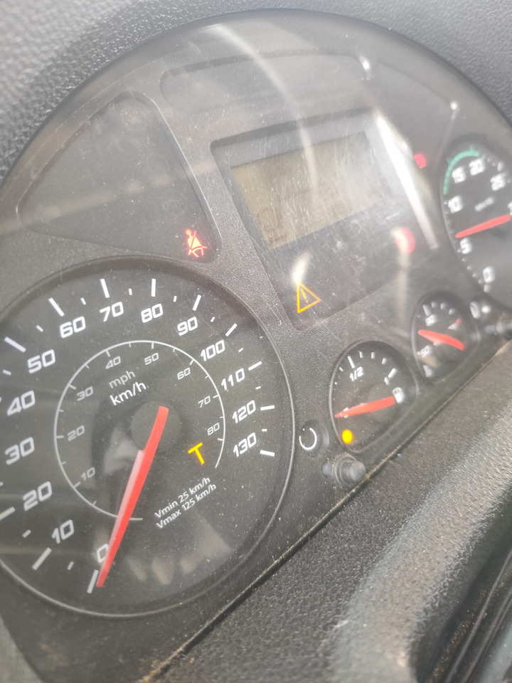 Crane truck IVECO EUROCARGO 140-250: picture 31 Crane truck IVECO EUROCARGO 140-250: picture 31