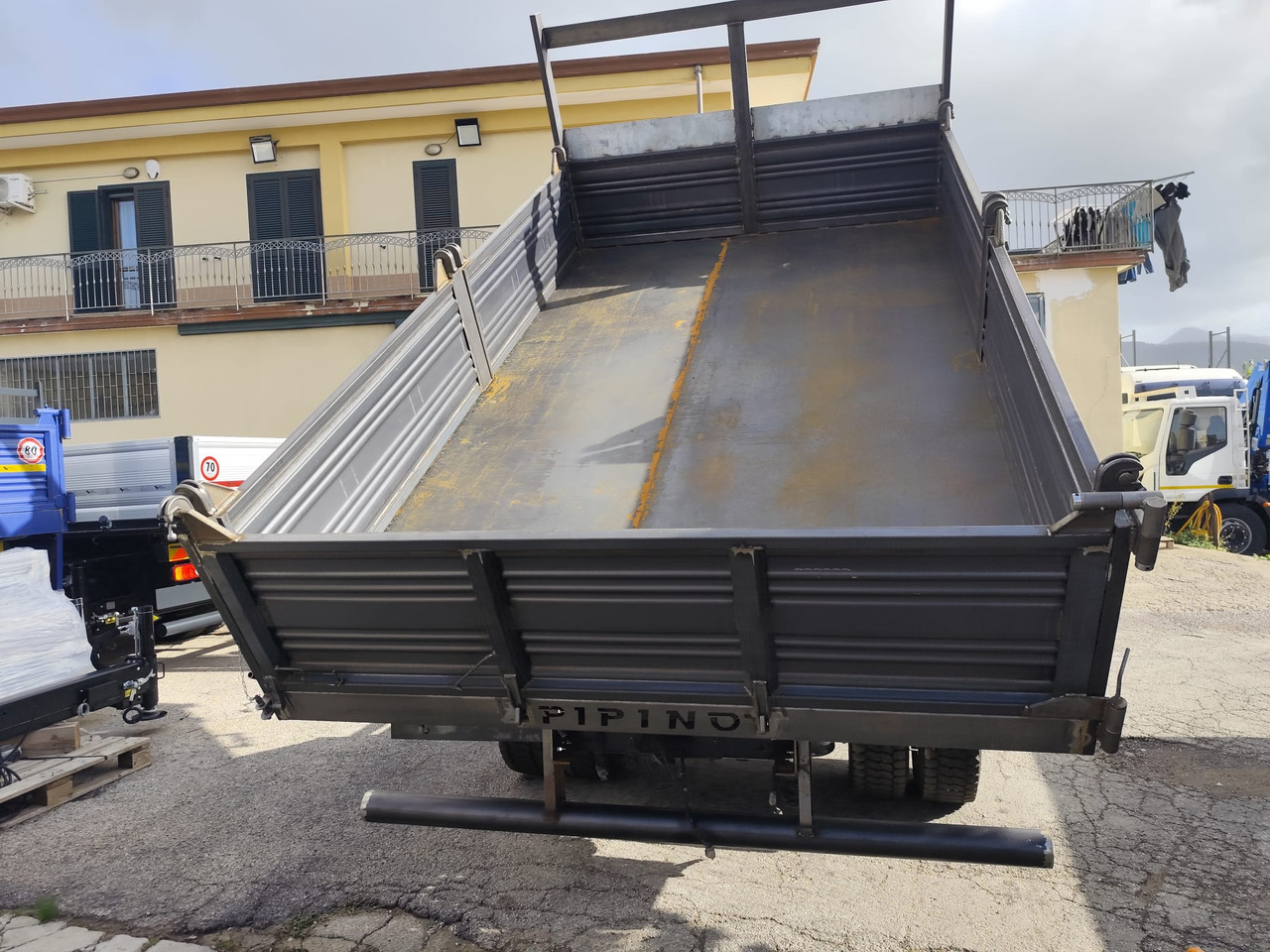 Crane truck IVECO EUROCARGO 140-250: picture 17 Crane truck IVECO EUROCARGO 140-250: picture 17