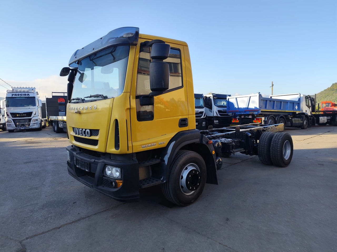 IVECO EUROCARGO 160E30 - Cab chassis truck: picture 1 IVECO EUROCARGO 160E30 - Cab chassis truck: picture 1