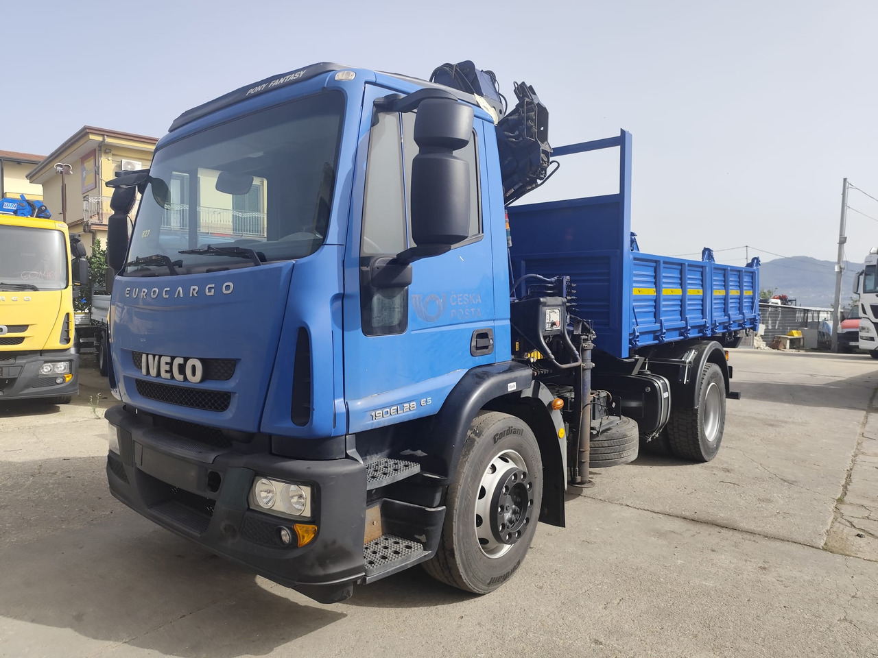 IVECO EUROCARGO 190EL28 - Crane truck: picture 1 IVECO EUROCARGO 190EL28 - Crane truck: picture 1