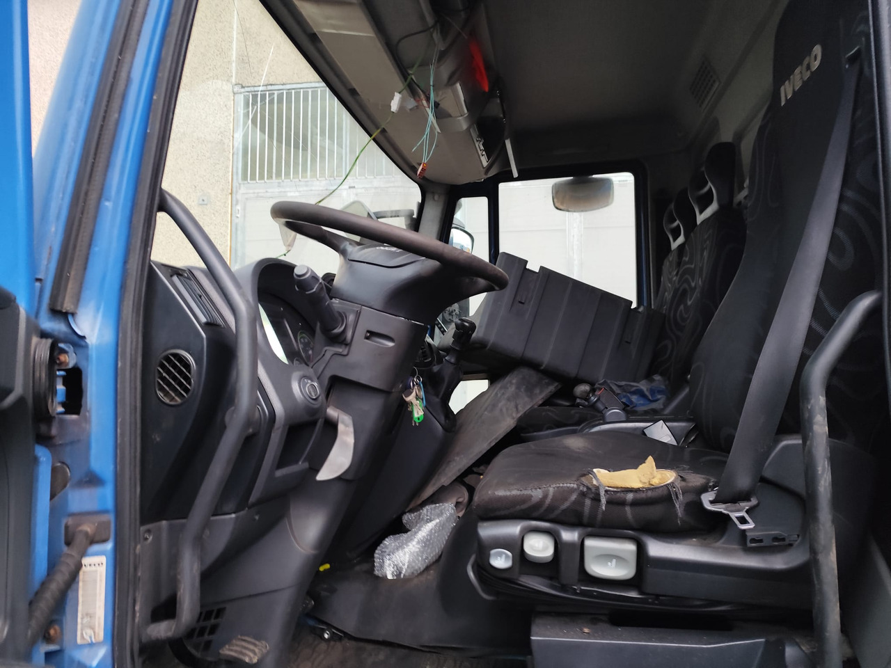 Cab chassis truck IVECO EUROCARGO 190EL28: picture 10